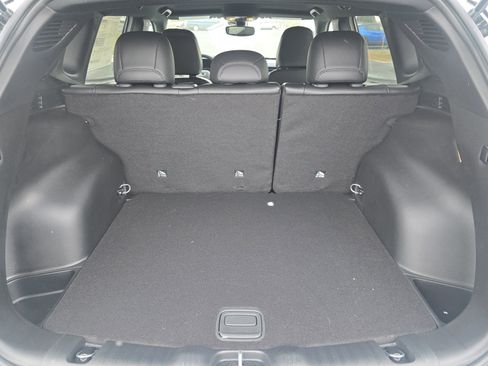 New 2026 Jeep Compass Latitude AWD/4WD image 18