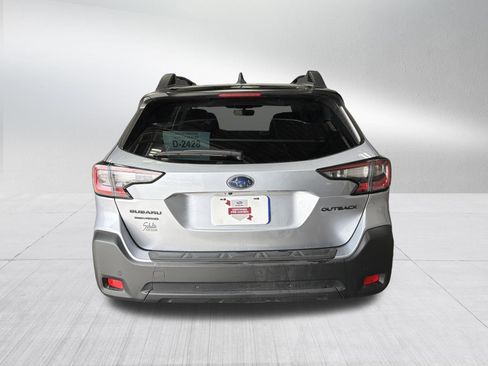 Certified 2025 Subaru Outback Onyx Edition image 6