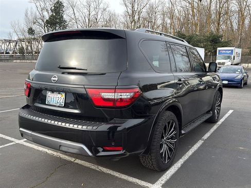 Used 2022 Nissan Armada Platinum w/ Captain's Chairs Package image 3