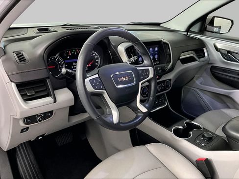 Used 2021 GMC Terrain SLT FWD image 17