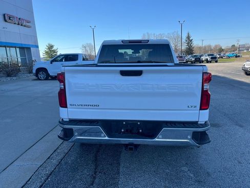 Used 2023 Chevrolet Silverado 1500 LTZ AWD/4WD image 4