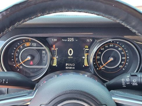 Used 2021 Jeep Wrangler Unlimited Sahara AWD/4WD image 23
