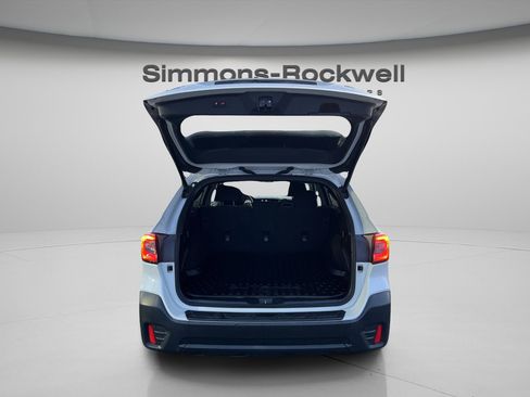 Used 2022 Subaru Outback Premium image 10