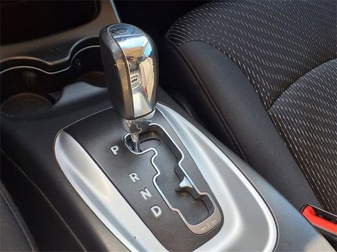 Used 2016 Dodge Journey SE w/ Flexible Seating Group image 19