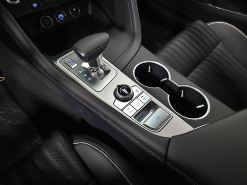 Used 2026 Genesis G70 2.5T Prestige image 28