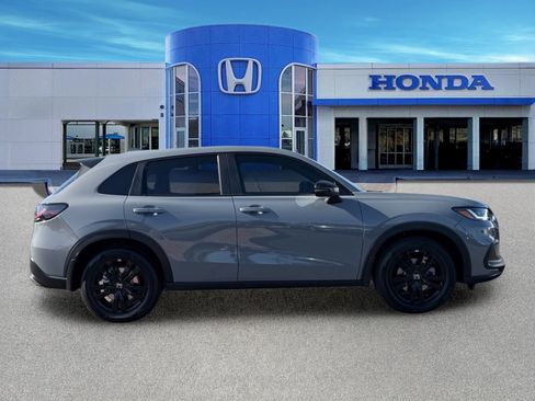 New 2026 Honda HR-V Sport image 9