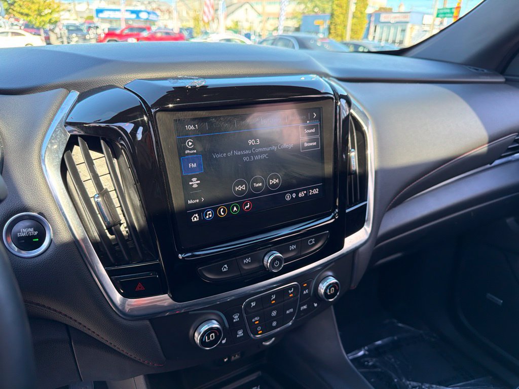 Used 2023 Chevrolet Traverse RS w/ LPO, Floor Liner Package AWD/4WD image 31