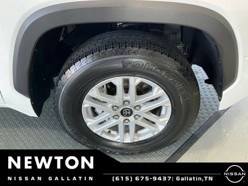 Used 2022 Toyota Tundra SR5 RWD image 46