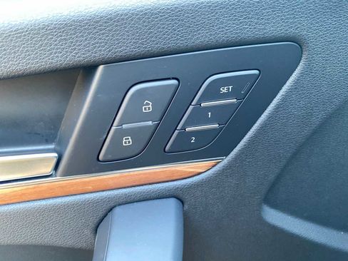 Used 2021 Audi Q5 Premium Plus image 17