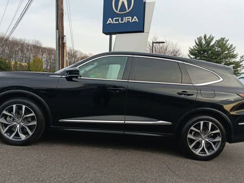Used 2023 Acura MDX SH-AWD w/ Technology Package image 2