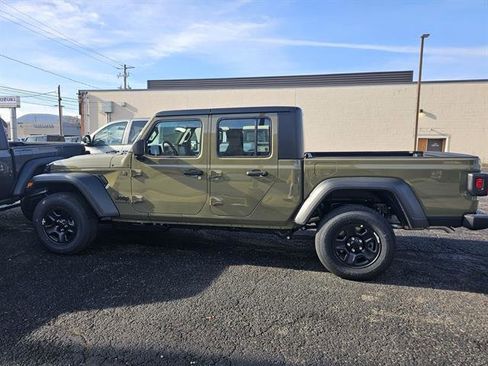 New 2026 Jeep Gladiator Sport image 6