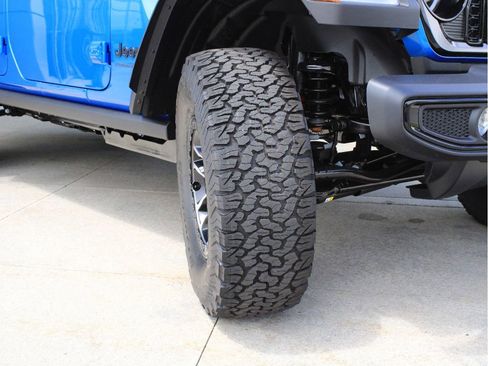 New 2026 Jeep Wrangler Unlimited Sport AWD/4WD image 38