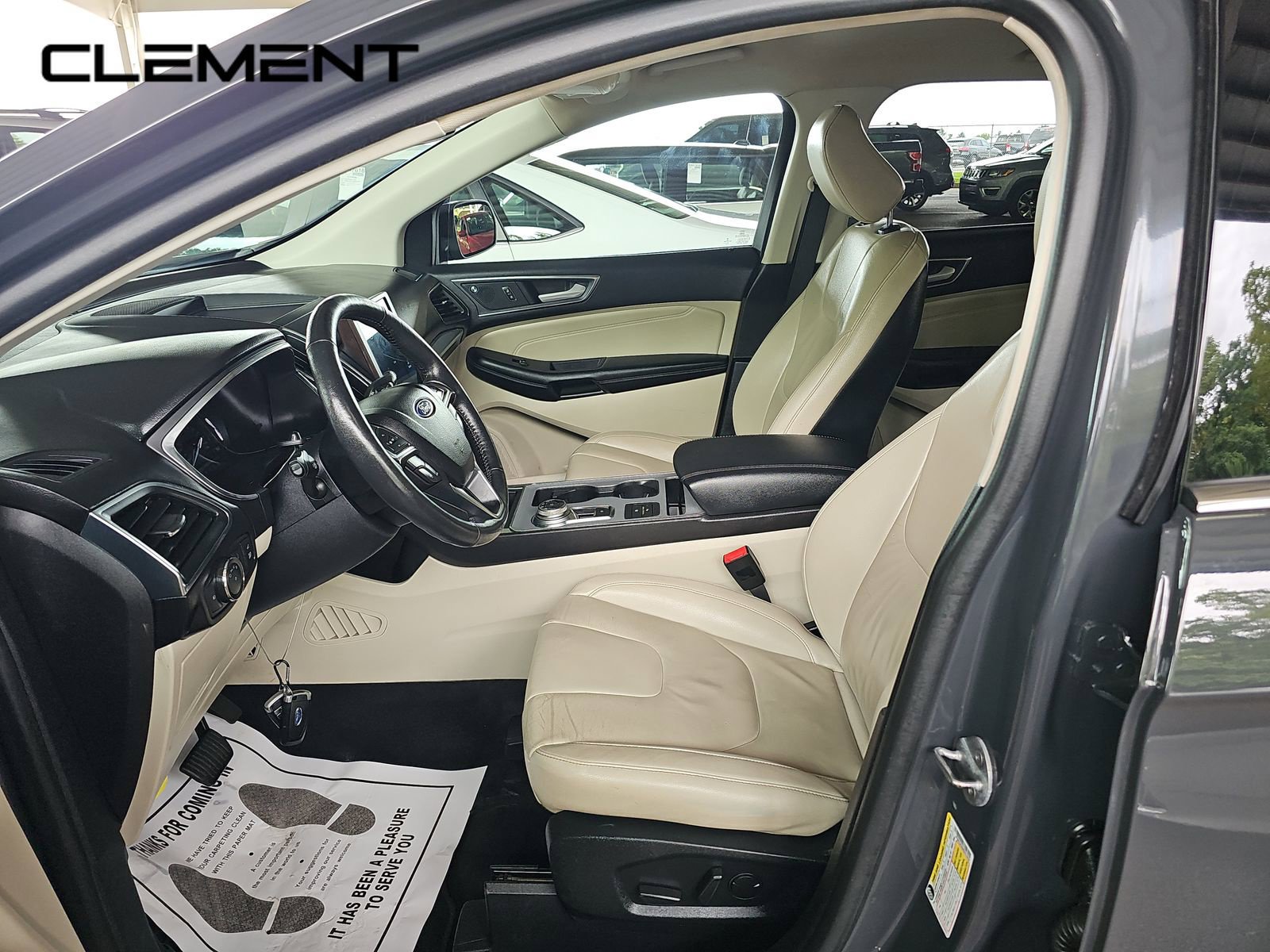 Used 2021 Ford Edge Titanium w/ Cargo Accessory Package FWD image 3
