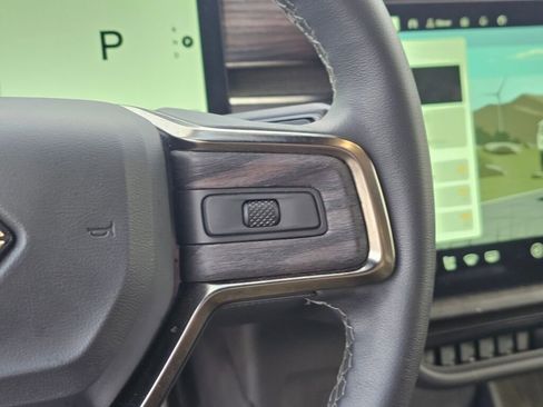 Used 2023 Rivian R1T Adventure image 32