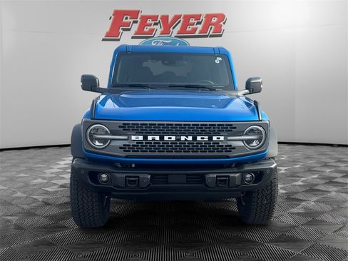 New 2025 Ford Bronco Badlands image 8