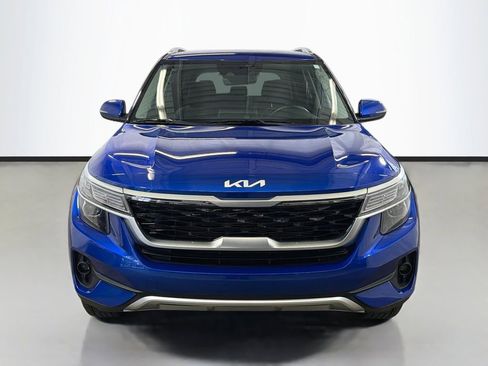 Used 2023 Kia Seltos S AWD/4WD image 3