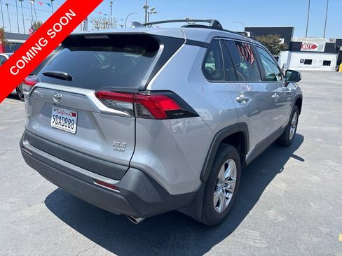 Used 2022 Toyota RAV4 XLE w/ Convenience Package AWD/4WD image 6