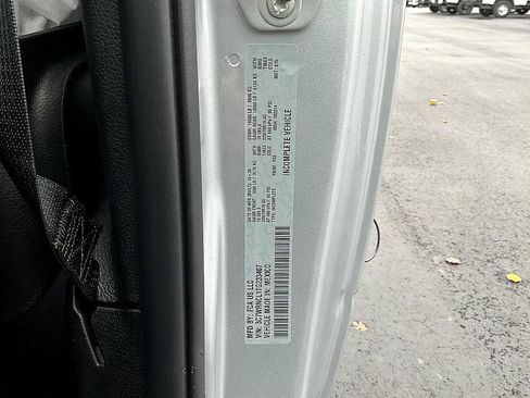 New 2026 RAM 5500 4x4 Regular Cab image 32