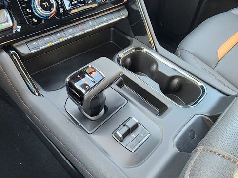 New 2026 GMC Sierra 1500 AT4 w/ AT4 Premium Package image 30