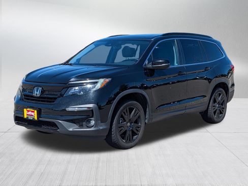 Used 2021 Honda Pilot Special Edition image 3