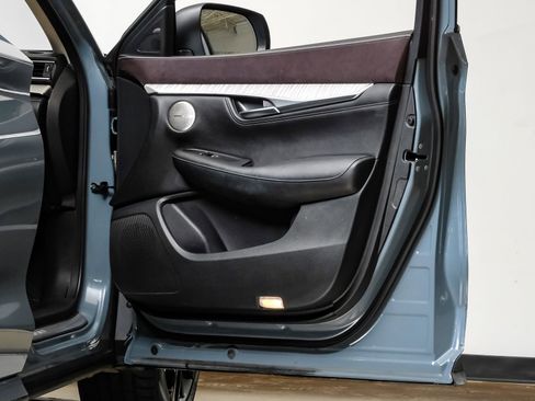 Used 2023 INFINITI QX50 Sensory image 46