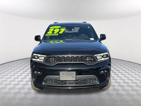 Used 2023 Dodge Durango GT image 2