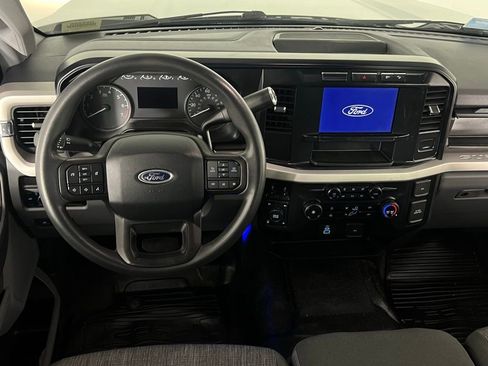 Used 2024 Ford F350 XLT w/ FX4 Off-Road Package image 13