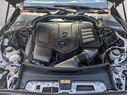 Used 2023 Mercedes-Benz C 300 4MATIC Sedan image 24