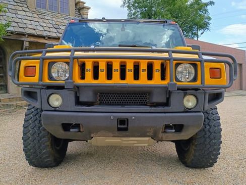 Used 2005 HUMMER H2 w/ Preferred Equipment Group AWD/4WD image 4