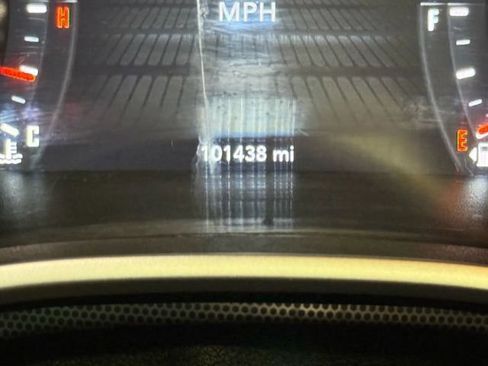 Used 2016 Dodge Challenger R/T Plus image 19