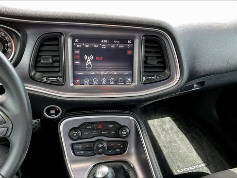 Used 2017 Dodge Challenger R/T Scat Pack RWD image 15