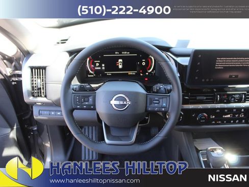 New 2026 Nissan Pathfinder SL FWD image 18
