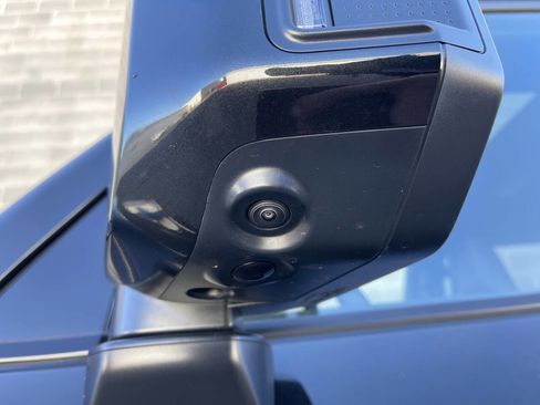 Used 2025 Lexus GX 550 image 6