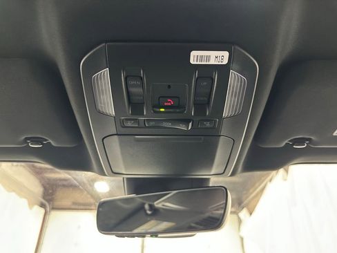 Used 2025 Toyota Highlander XSE AWD/4WD image 42
