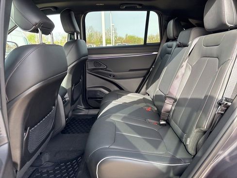 New 2025 Jeep Wagoneer S Limited image 13