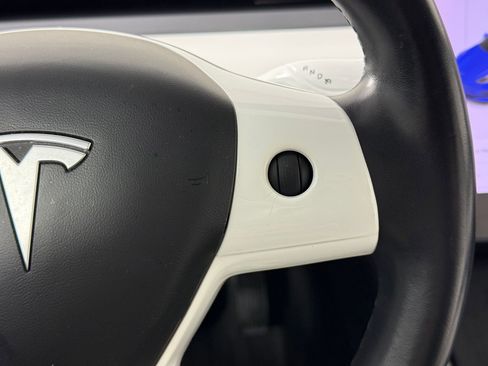 Used 2019 Tesla Model 3 Mid Range image 23