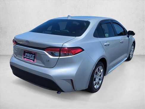 Certified 2025 Toyota Corolla LE w/ Convenience Package FWD image 5