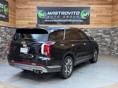 Used 2024 Hyundai Palisade Limited AWD/4WD image 11
