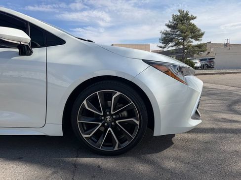 Used 2019 Toyota Corolla XSE image 4