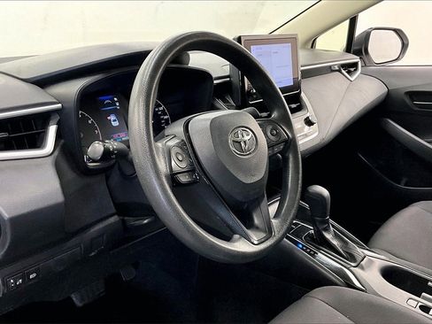Used 2023 Toyota Corolla LE image 13