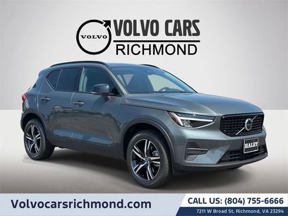 New 2026 Volvo XC40 B4 Plus w/ Climate Package