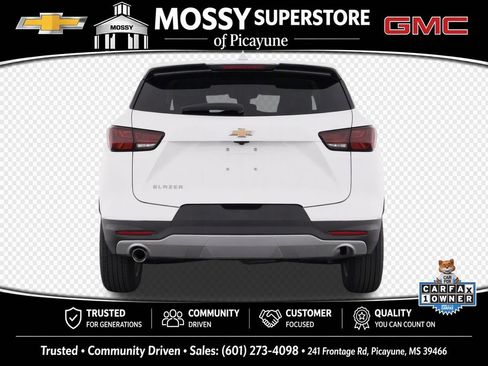 Used 2025 Chevrolet Blazer LT FWD image 8
