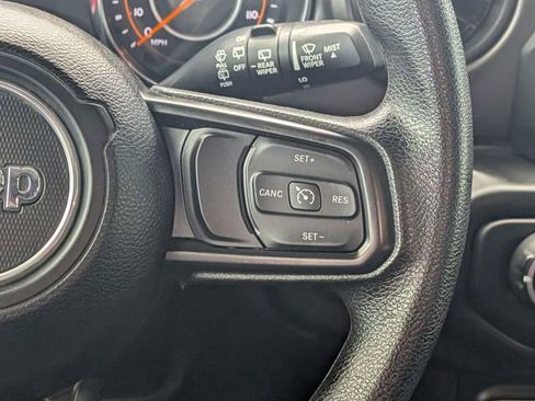 Used 2021 Jeep Wrangler Unlimited Sport AWD/4WD image 18