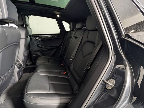New 2026 Porsche Macan image 24