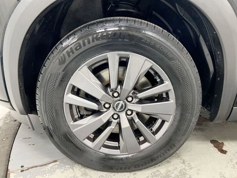 Used 2023 Nissan Pathfinder SV FWD image 23