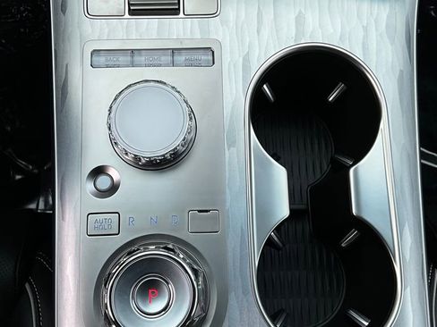 Used 2026 Genesis Electrified GV70 image 39