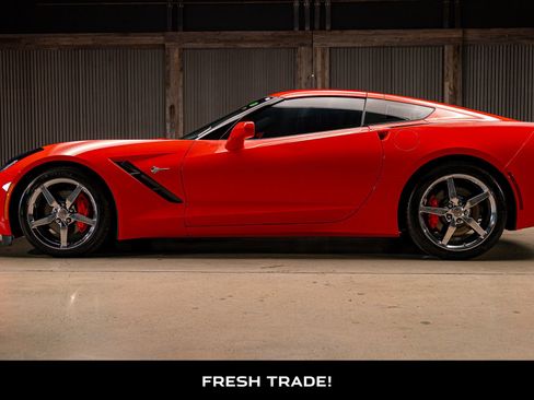 Used 2014 Chevrolet Corvette Stingray Coupe w/ 2LT Preferred Equipment Group image 5