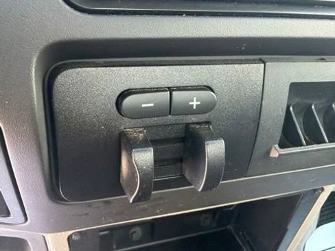 Used 2009 Ford F250 4x4 SuperCab Super Duty image 28