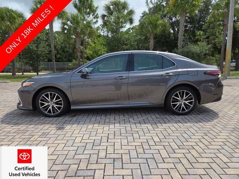 Certified 2023 Toyota Camry XLE FWD image 8
