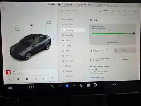 Used 2022 Tesla Model Y Long Range image 40